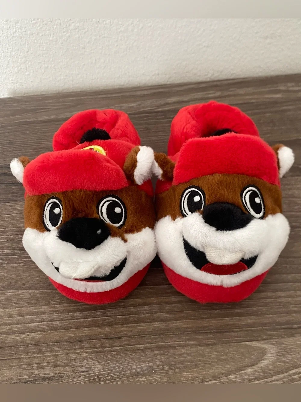 Buc-ee's Kids Beaver Animal Face 3D Slippers Size  Large (9-10) Red